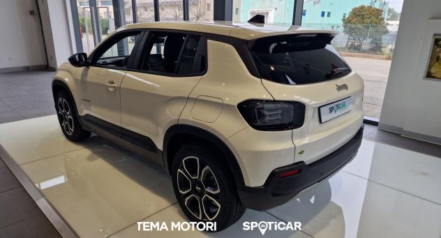 Jeep Avenger 1.2 turbo e-hybrid mhev Summit fwd 110cv edct6 - Foto 3