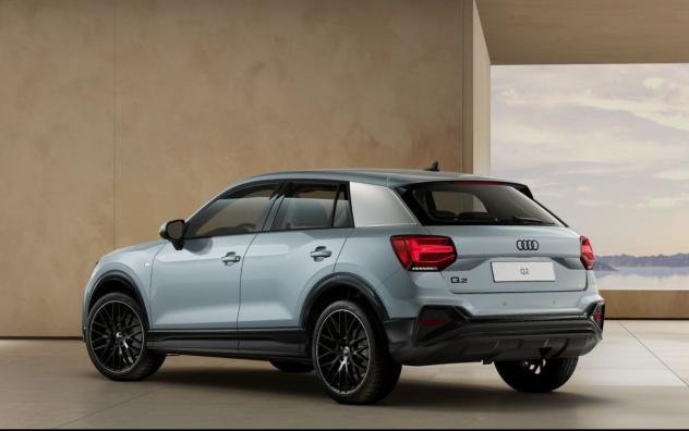 AUDI Q2 Q2 35 TFSI S tronic Identity Black - Foto 4