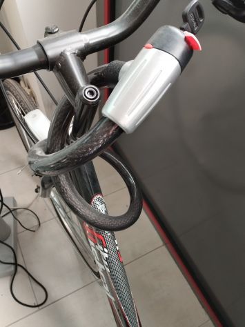 BICICLETTA  DA  DONNA MAI USATA - Foto 2