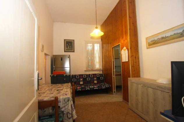 VILLA di 6 vani e di 115 mq (FOLLONICA) rif. B1 - Foto 6
