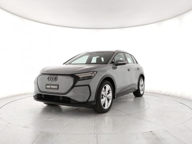 Audi Q4 e-tron Audi SUV Business Advanced e-tron quattro performance 250,00 kW