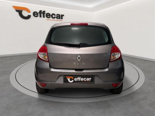 RENAULT Clio 1.2 16V 5 porte Luxe rif. 23930195 - Foto 5