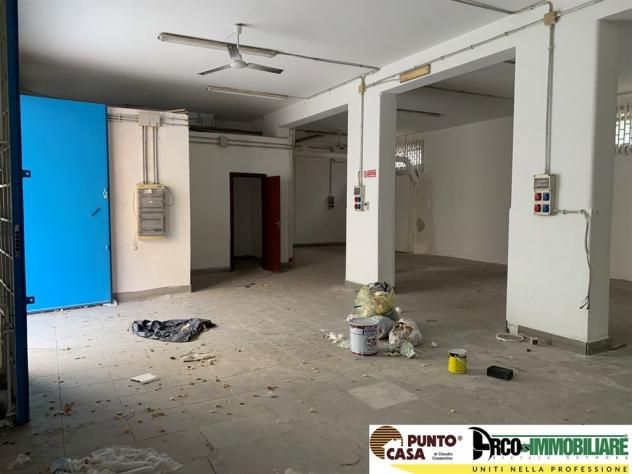 Vendita in blocco Tre Ampi Magazzini contigui di 584 mq zona Malaspina - Foto 2