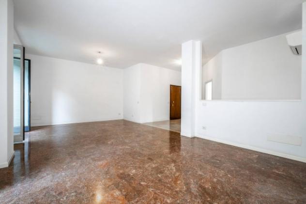 Appartamento di 165 m² con 5 locali e box auto in vendita a Bergamo - Foto 10