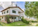 VILLA di 10 vani e di 300 mq (MONTAIONE) rif. M 300