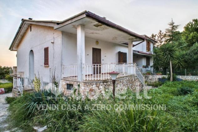 Villa di 144 m² con 4 locali in vendita a Statte - Foto 2