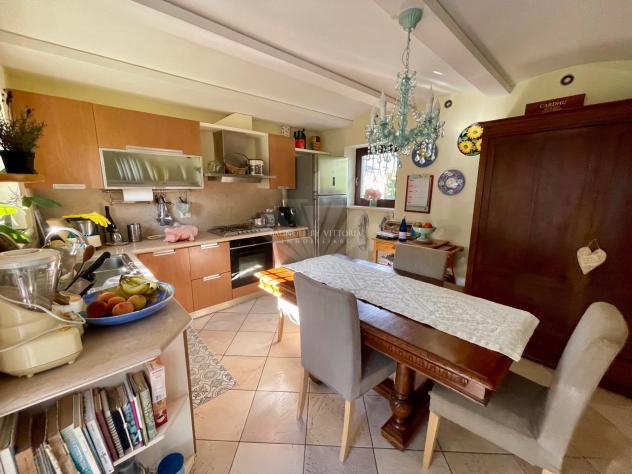 CASALE di 8 vani e di 235 mq (PIETRASANTA - Fiumetto) rif. 190 - Foto 18