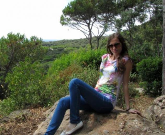 Donna di Viterbo. Fisico Magro Tel: