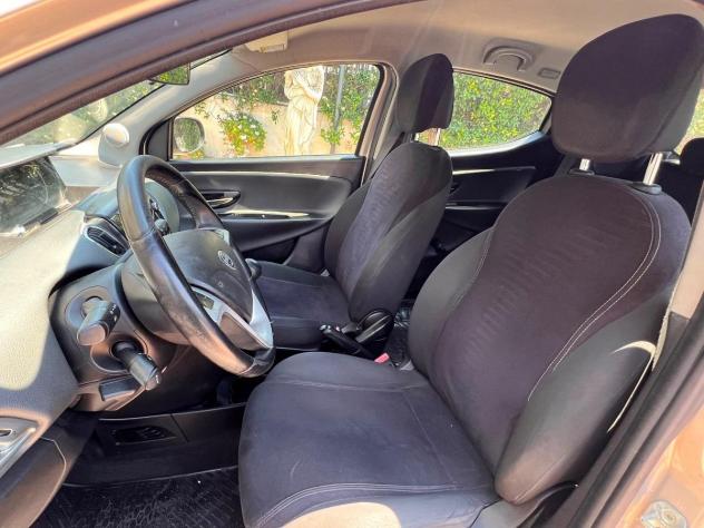 LANCIA Ypsilon 1.3 MJT 95 CV 5p. S&S Platinum - Foto 8