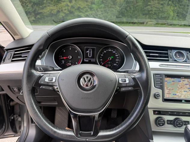 Volkswagen Passat Variant 2.0 TDI DSG Executive BlueMotion Tech. - Foto 8