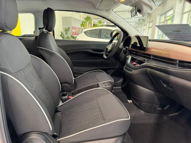 FIAT 500 500e 42 kWh 320 PACK TECH - Foto 10