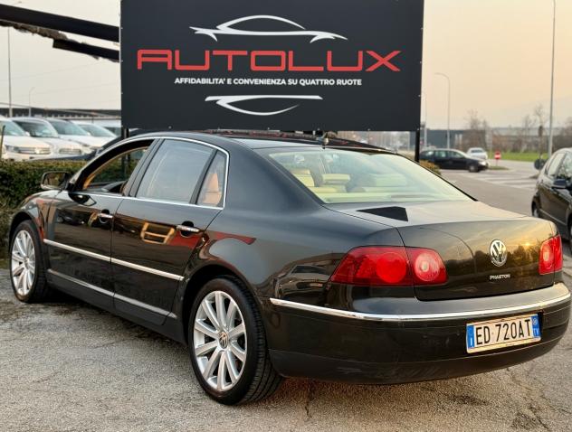 Volkswagen Phaeton 3.0/240 V6 TDI DPF 4mot. tip. 5 posti - Foto 10