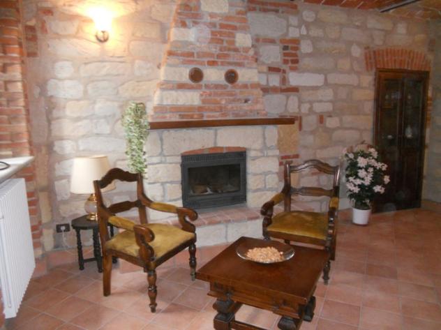 Cereseto vendesi cascina 8 vani 350 Mq - Foto 4