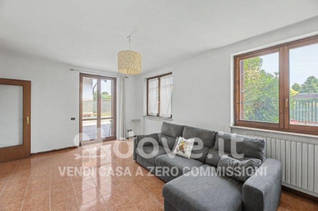 Villa di 300 m² con più di 5 locali e box auto in vendita a Ferno - Foto 7