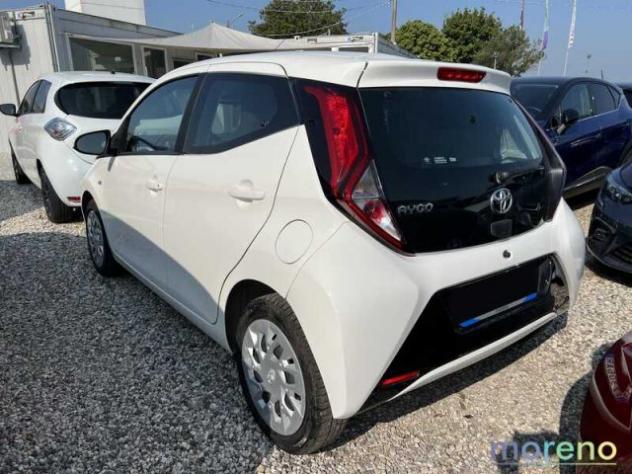 TOYOTA Aygo 1.0 72 CV x-play rif. 19121110 - Foto 3