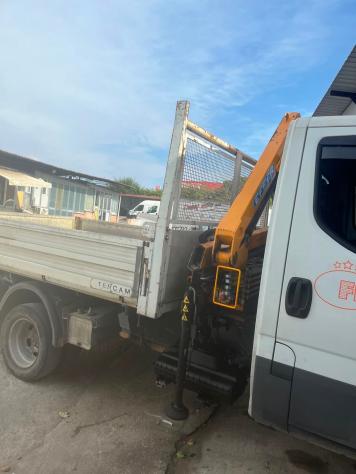 Iveco 35 c con gru patente b - Foto 2