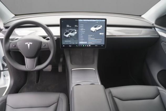 TESLA Model Y RWD rif. 23757503 - Foto 5