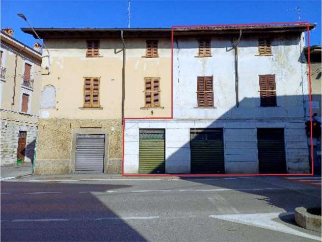 43/2020 3 BS - Porzione terra-cielo in asta a Coccaglio