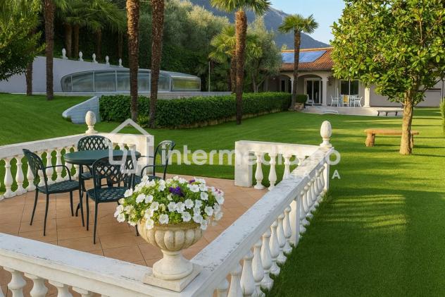 VIVI L'ECCELLENZA: VILLA ESCLUSIVA CON PISCINA - Foto 10