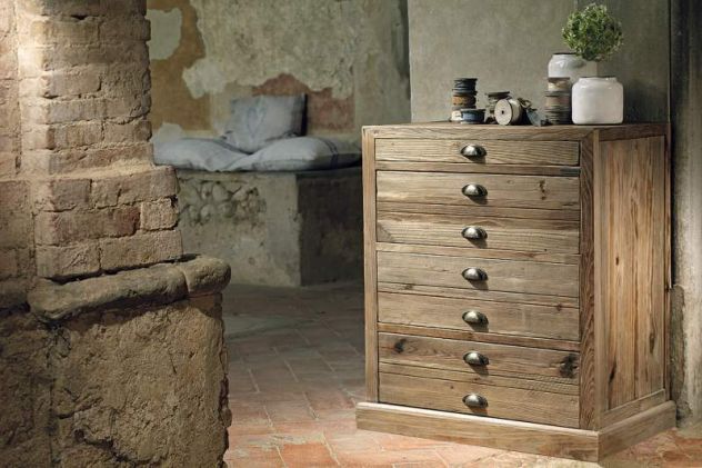 Mobili Rustici Roma In Legno Cassettiera 7 Cassetti di Pino Vecchio cod 12002