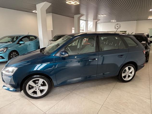 Skoda Fabia 1.0 TSI DSG Wagon Design Edition - Foto 3