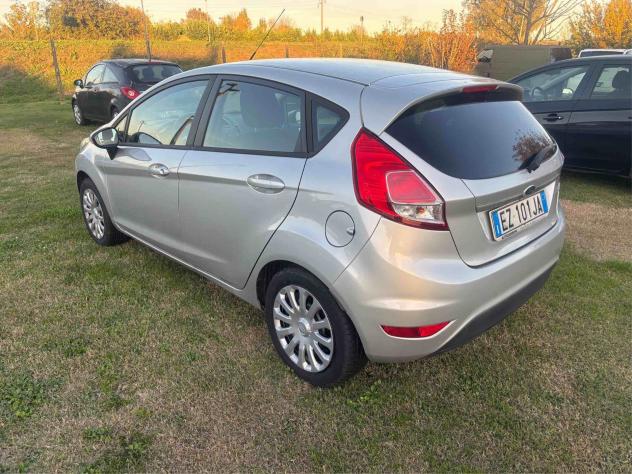 Ford Fiesta 1.5 TDCi 75CV 5 porte - Foto 2