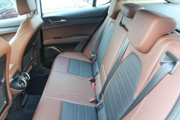 Alfa Romeo Stelvio 2.2 Turbodiesel 190 CV AT8 Q4 Executive - Foto 9