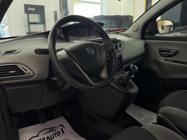 Lancia Ypsilon 1.2 GPL Ecochic Gold - Foto 9