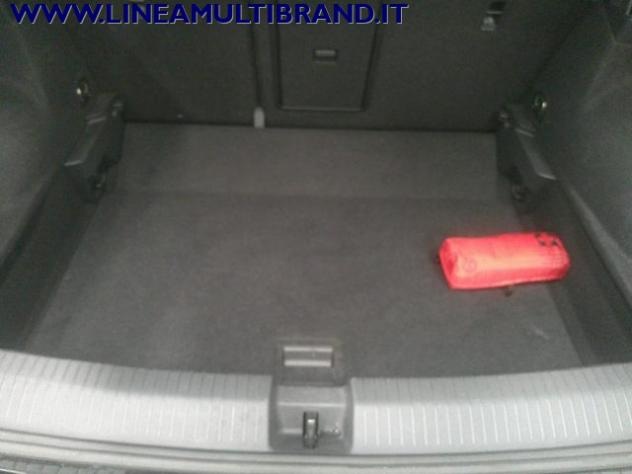 VOLKSWAGEN T-Roc 1.5 TSI ACT DSG R-Line Garanzia 24 Mesi rif. 24109271 - Foto 6