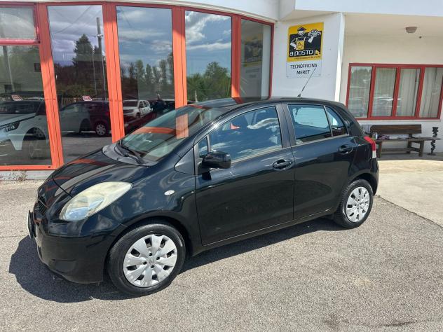 Toyota Yaris 1.3 5 porte Sol - Foto 10