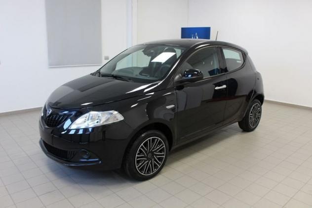Lancia Ypsilon 1.0 FireFly 5 porte S&S Hybrid Gold