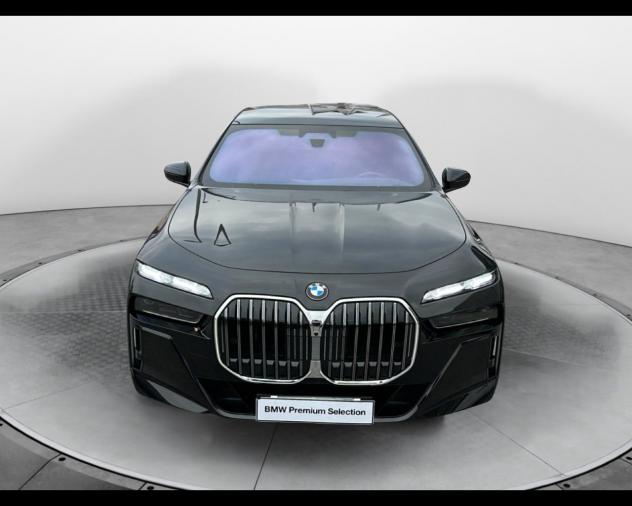 BMW Serie 7 G70 740d mhev xdrive MSport auto - Foto 3