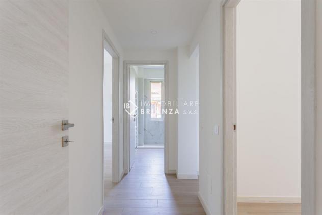 VIMERCATE: IN VENDITA 4 LOCALI RISTRUTTURATO A NUOVO CON BALCONE, CANTINA E BOX. - Foto 8