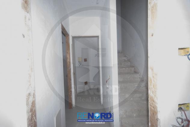 BIFAMILIARE di 4 vani e di 200 mq (RONCARO) rif. CC6243 - Foto 14