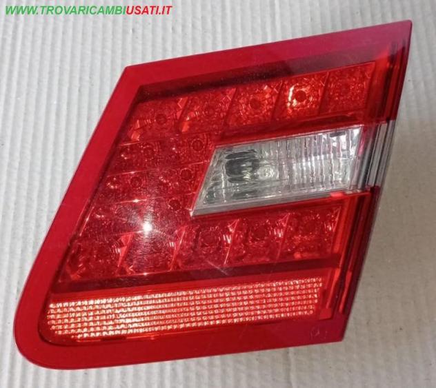 FANALE POST. PARTE INT. D. A2078200464  Parti elettriche  Fanaleria  Fanali  Fanale post. sx. MERCEDES - Classe E Coupe - 01-02-2009 - 01-04-2013