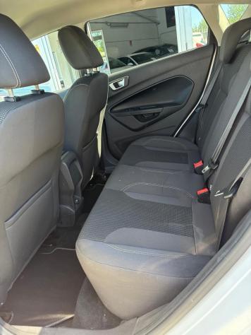 Ford Fiesta 1.5 TDCi 75CV 5 porte Black & White Edition - Foto 9