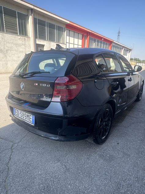 Bmw serie 1 118d e87 2010 - Foto 2