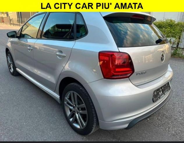 VOLKSWAGEN Polo 1.0 75 CV 5porte R Line rif. 24101916 - Foto 2