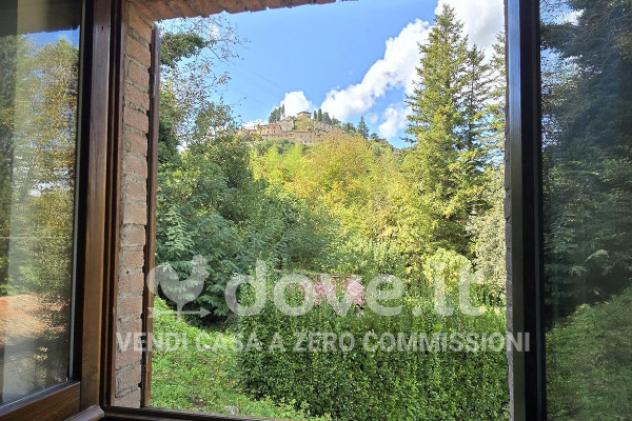 Rustico / Casale di 550 m² con più di 5 locali e box auto doppio in vendita a Cetona - Foto 16