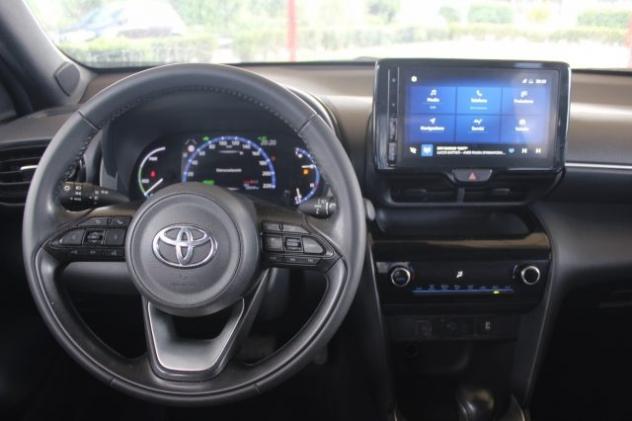 TOYOTA Yaris Cross 1.5 Hybrid 5p. E-CVT Trend rif. 23795373 - Foto 9