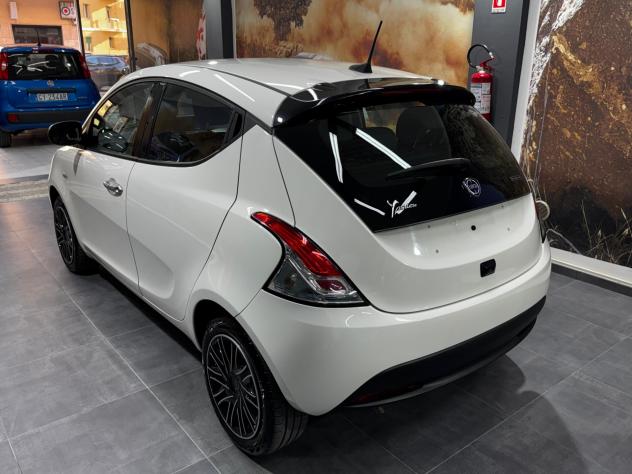 Lancia Ypsilon 1.0 FireFly 5 porte S&S Hybrid Gold - Foto 6