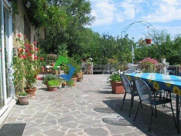 Porzione di Villa a pochi chilometri da Siena . - Foto 7