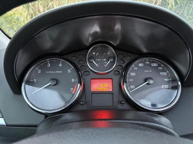 Peugeot 207 1.6 VTi 120CV CC Tecno - Foto 8