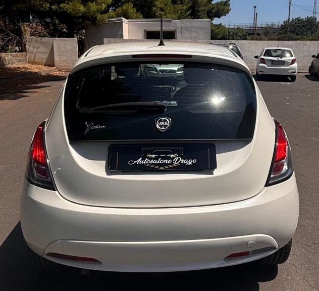 Lancia Ypsilon 1.2 69 CV 5 porte GPL Ecochic Silver - Foto 4