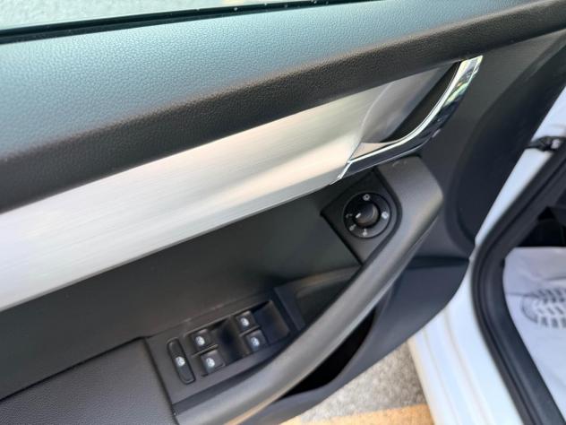 Skoda Octavia 1.6 TDI SCR 115 CV Wagon Executive *** CARPLAY/ANDROID AUTO - Foto 6