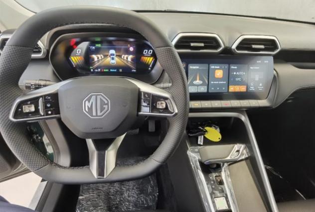 MG ZS 1.5 Hybrid+ Luxury rif. 23667313 - Foto 8