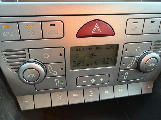 Lancia Ypsilon 1.4 Platino Ecochic GPL - Foto 10