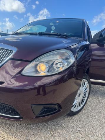 Lancia Ypsilon 1.2 69 CV 5 porte GPL Ecochic Diva - Foto 10