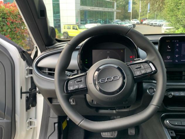 FIAT 600 Hybrid 145 CV DCT MHEV Sport PREZZO REALE - Foto 9