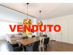 TRILOCALE RISTRUTTURATO CON DUE BALCONI, BOX E CANTINA